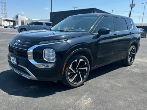 Black 2023 MITSUBISHI OUTLANDER SE for sale in Lubbock, TX