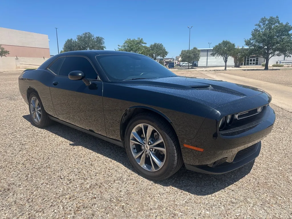 Black 2021 DODGE CHALLENGER SXT for sale in Lubbock, TX
