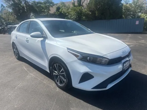 White 2023 KIA FORTE LX for sale in Lubbock, TX