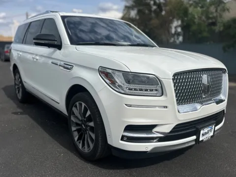 Another view of 2020 LINCOLN NAVIGATOR RESERVE for sale in Lubbock, TX at Shift Automotive Group