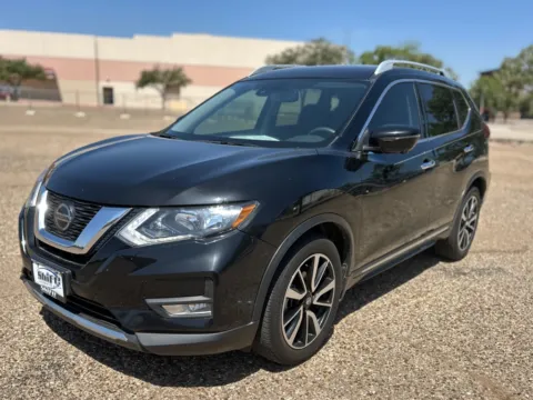 Black 2020 NISSAN ROGUE SL for sale in Lubbock, TX