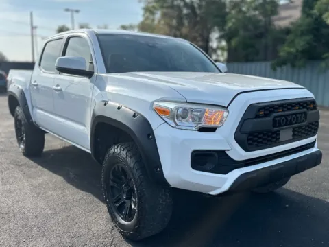 More photos of 2018 TOYOTA TACOMA DOUBLE CAB at Shift Automotive Group, TX