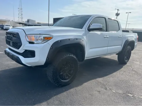 More photos of 2018 TOYOTA TACOMA DOUBLE CAB at Shift Automotive Group, TX