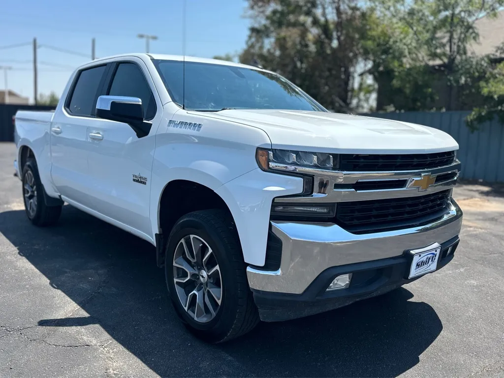 White 2020 CHEVROLET SILVERADO 1500 LT for sale in Lubbock, TX