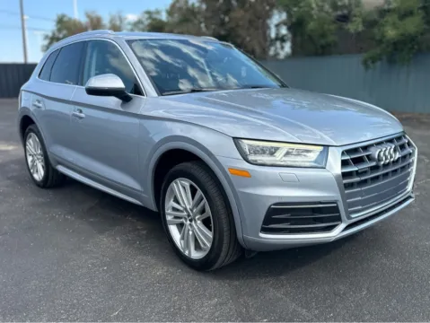 Gray 2018 AUDI Q5 PREMIUM PLUS for sale in Lubbock, TX