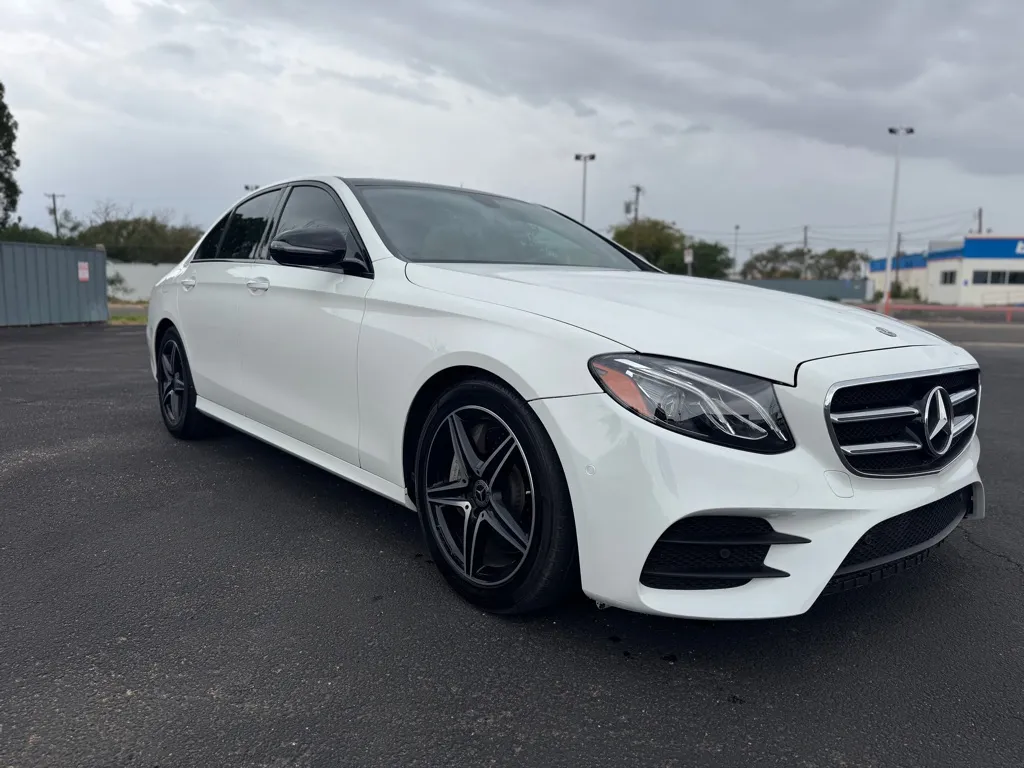 White 2018 MERCEDES-BENZ E-CLASS E300 for sale in Lubbock, TX