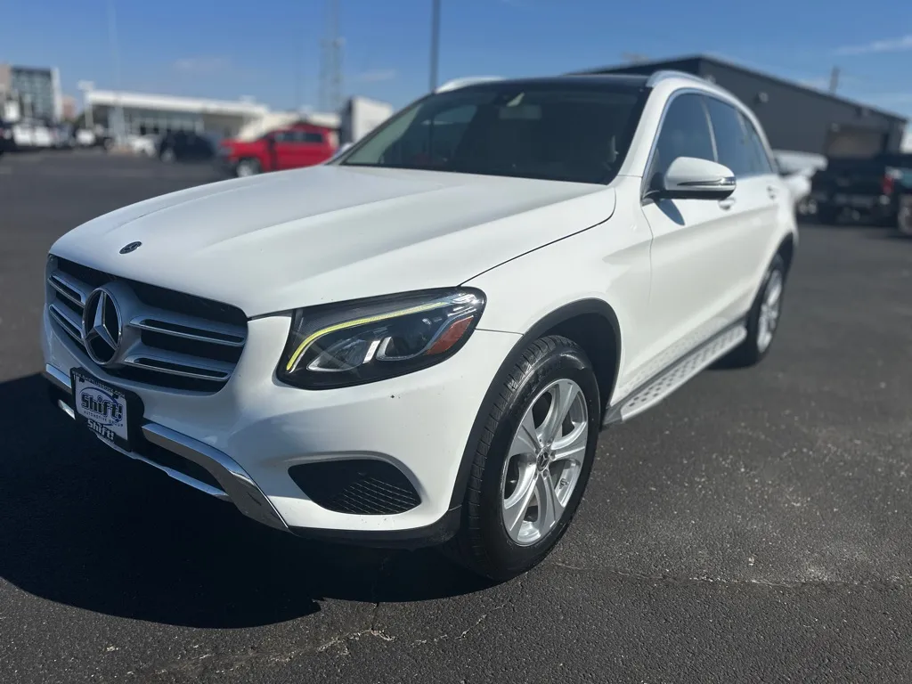 2018 MERCEDES-BENZ GLC 300 for sale in Lubbock, TX