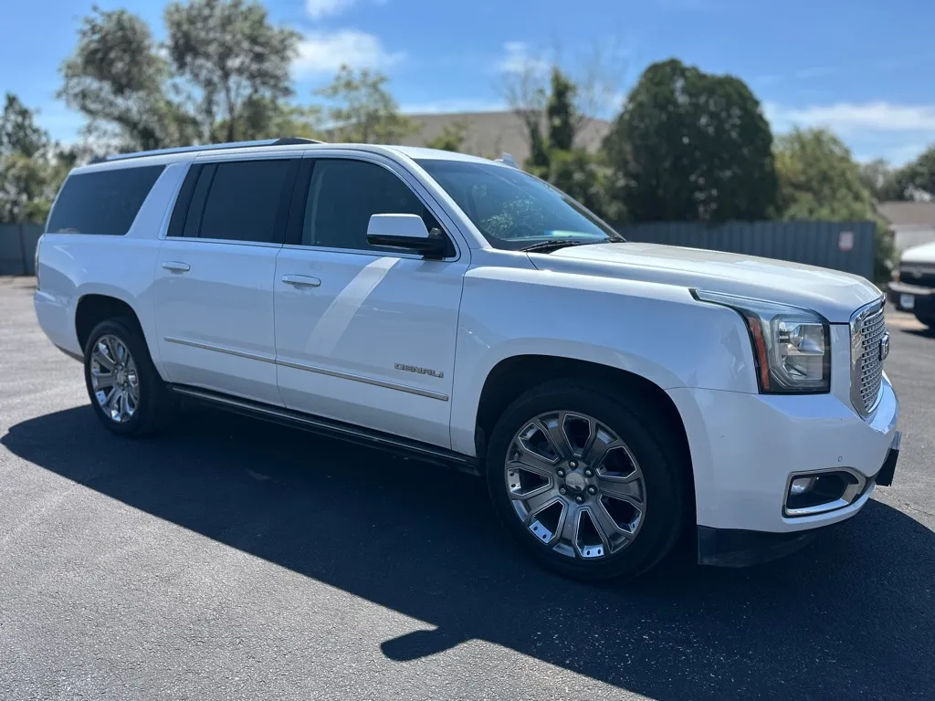 2016 GMC YUKON XL DENALI for sale in Lubbock, TX
