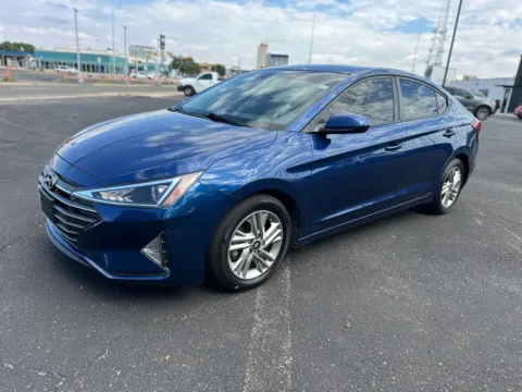 Blue 2020 HYUNDAI ELANTRA SEL for sale in Lubbock, TX
