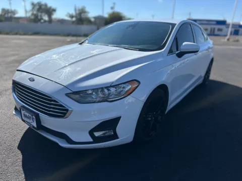 White 2020 FORD FUSION SE for sale in Lubbock, TX