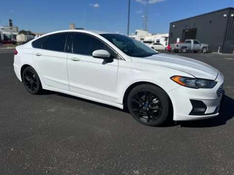 More photos of 2020 FORD FUSION SE at Shift Automotive Group, TX
