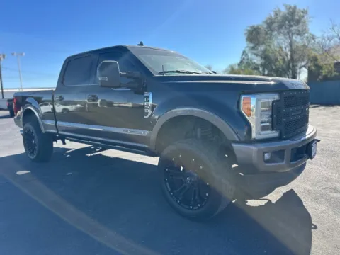 More photos of 2019 FORD F250 SUPER DUTY KING RANCH at Shift Automotive Group, TX