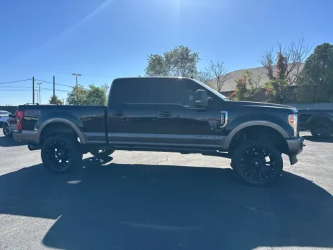 More photos of 2019 FORD F250 SUPER DUTY KING RANCH at Shift Automotive Group, TX