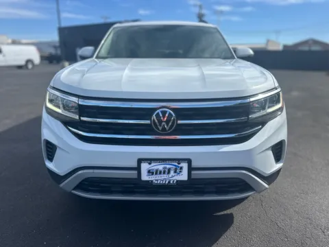 Photos of 2023 VOLKSWAGEN ATLAS SE for sale in Lubbock, TX at Shift Automotive Group