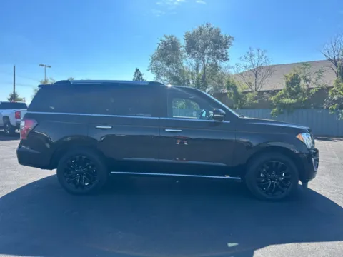 More photos of 2019 FORD EXPEDITION LIMITED at Shift Automotive Group, TX