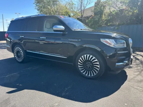 More photos of 2018 LINCOLN NAVIGATOR BLACK LABEL at Shift Automotive Group, TX
