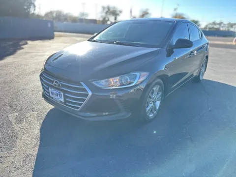 Black 2018 HYUNDAI ELANTRA SEL for sale in Lubbock, TX