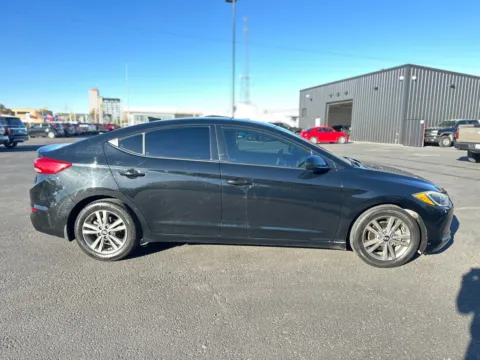 More photos of 2018 HYUNDAI ELANTRA SEL at Shift Automotive Group, TX