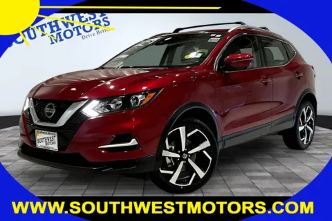 Red 2022 Nissan Rogue Sport SL for sale in Pueblo, CO