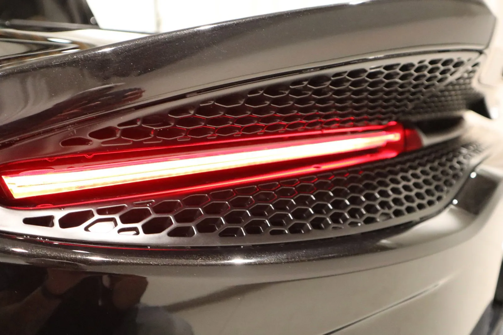 McLaren GT photo 30