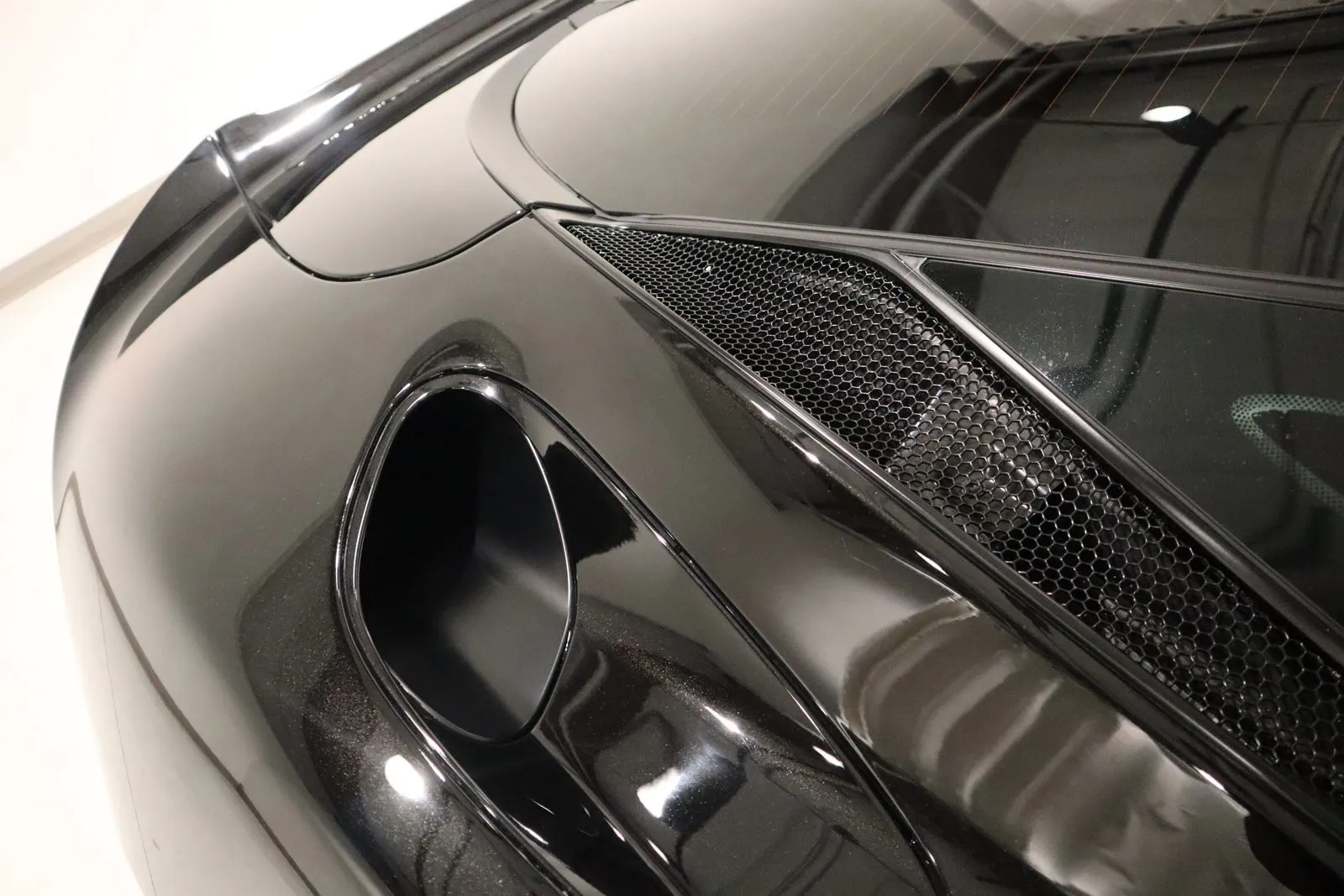 McLaren GT photo 27