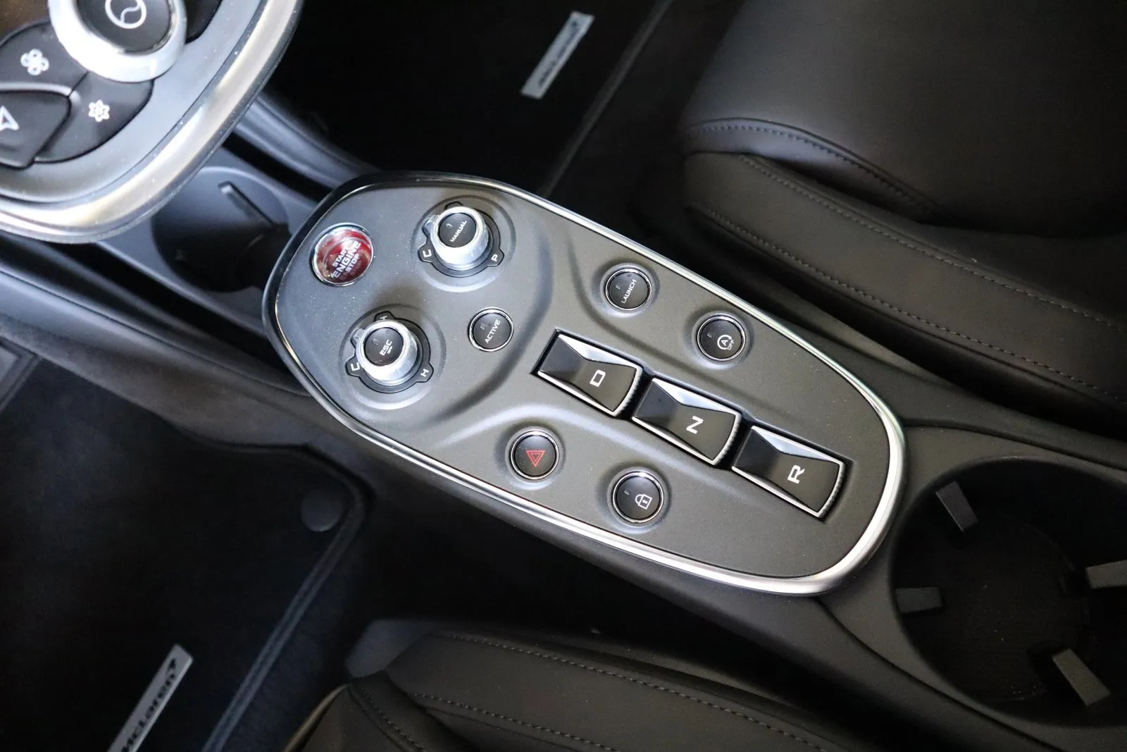McLaren GT photo 11