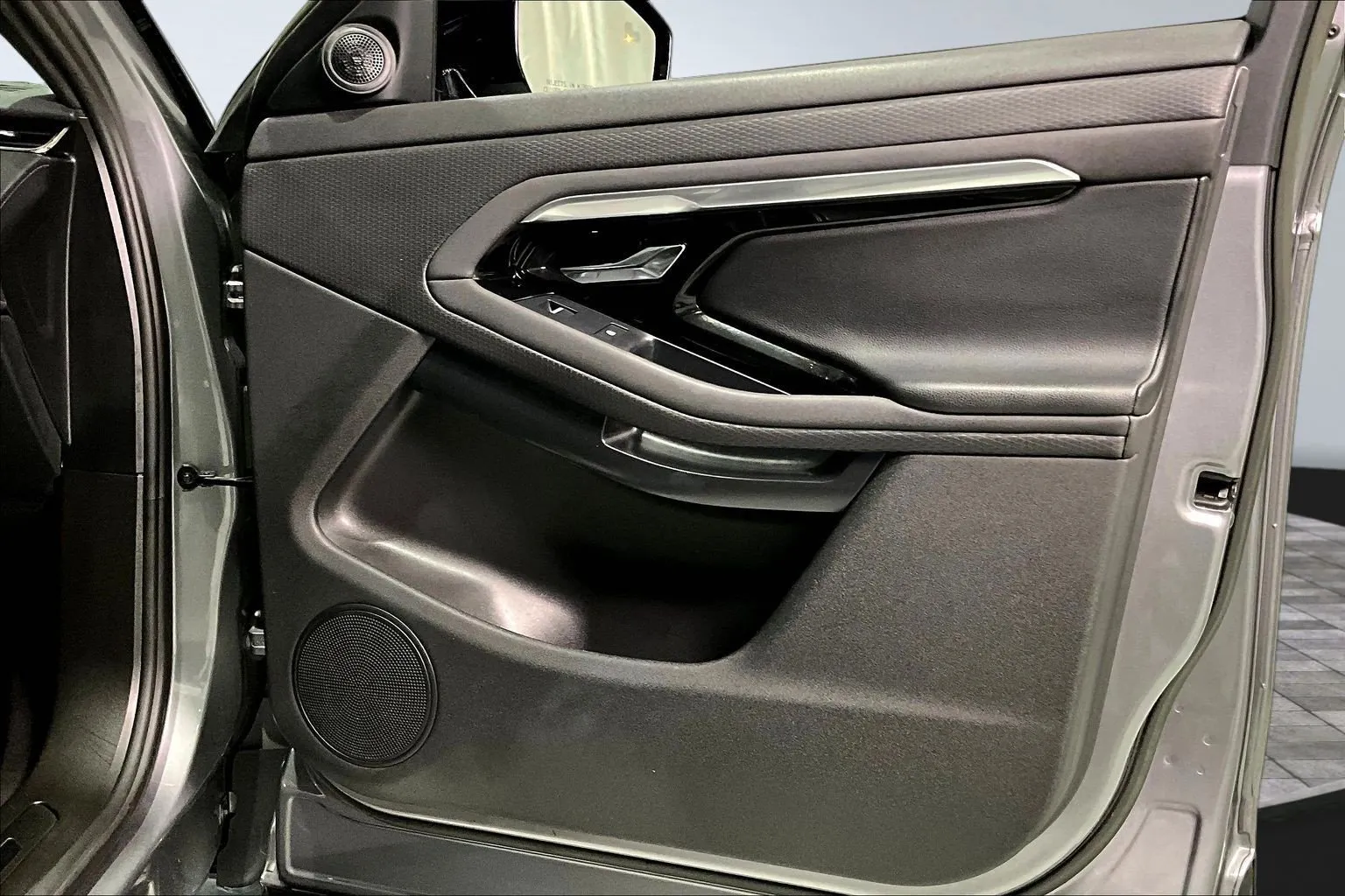 2023 Land Rover Range Rover Evoque S - Photo 28