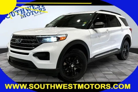 White 2022 Ford Explorer XLT for sale in Pueblo, CO