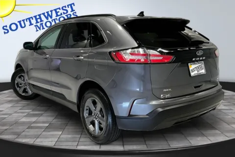 More photos of 2022 Ford Edge SEL at Southwest Motors, CO