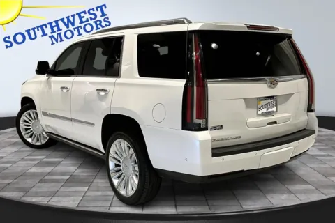 More photos of 2020 Cadillac Escalade Platinum at Southwest Motors, CO