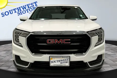Photos of 2024 GMC Terrain SLE for sale in Pueblo, CO at Southwest Motors