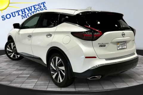 More photos of 2024 Nissan Murano SL at Southwest Motors, CO