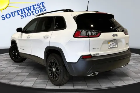 More photos of 2022 Jeep Cherokee Latitude Lux at Southwest Motors, CO