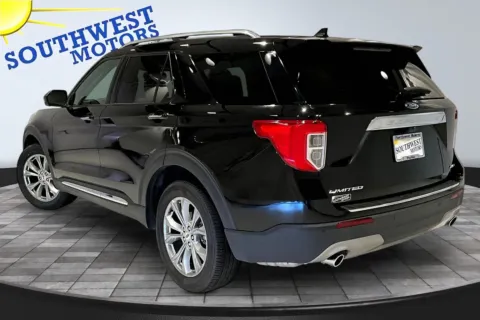 More photos of 2023 Ford Explorer Limited at Southwest Motors, CO