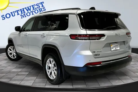 More photos of 2022 Jeep Grand Cherokee L Limited at Southwest Motors, CO