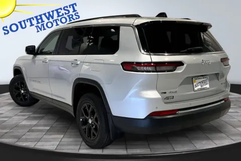 More photos of 2022 Jeep Grand Cherokee L Limited at Southwest Motors, CO
