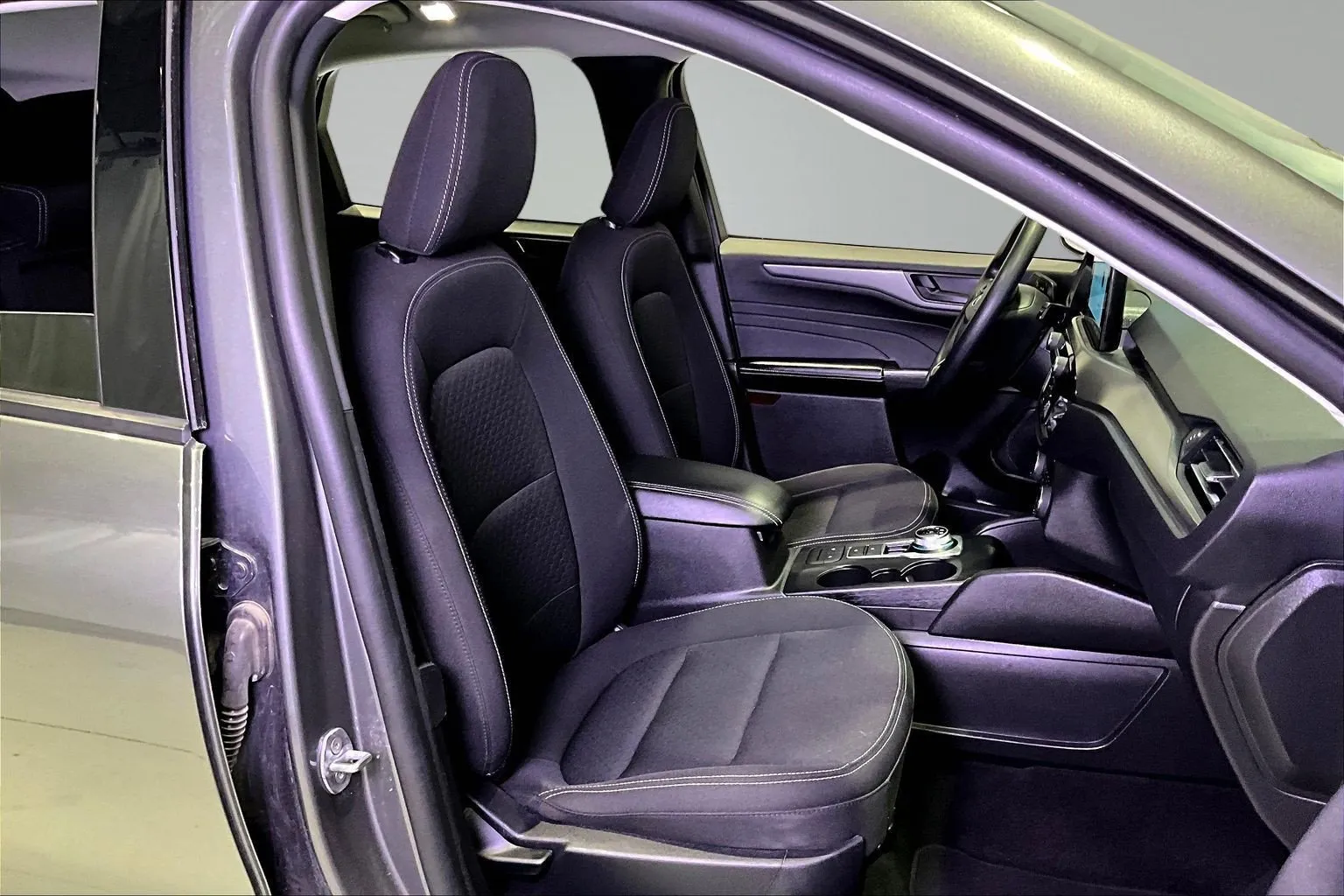 Ford Escape photo 28