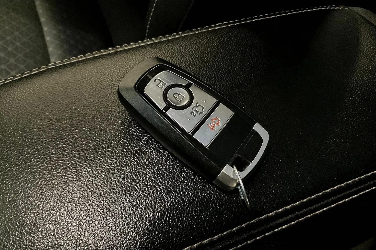 Ford Escape photo 33