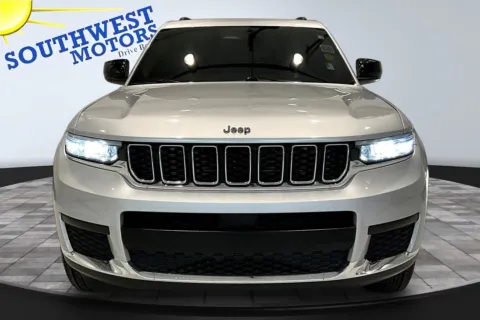 Photos of 2022 Jeep Grand Cherokee L Laredo for sale in Pueblo, CO at Southwest Motors