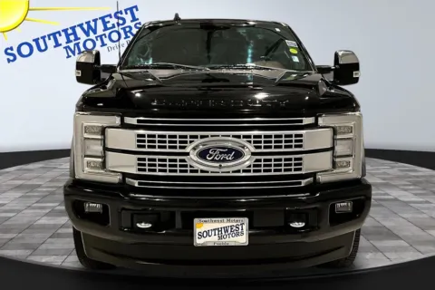 Photos of 2019 Ford Super Duty F-250 SRW Platinum for sale in Pueblo, CO at Southwest Motors