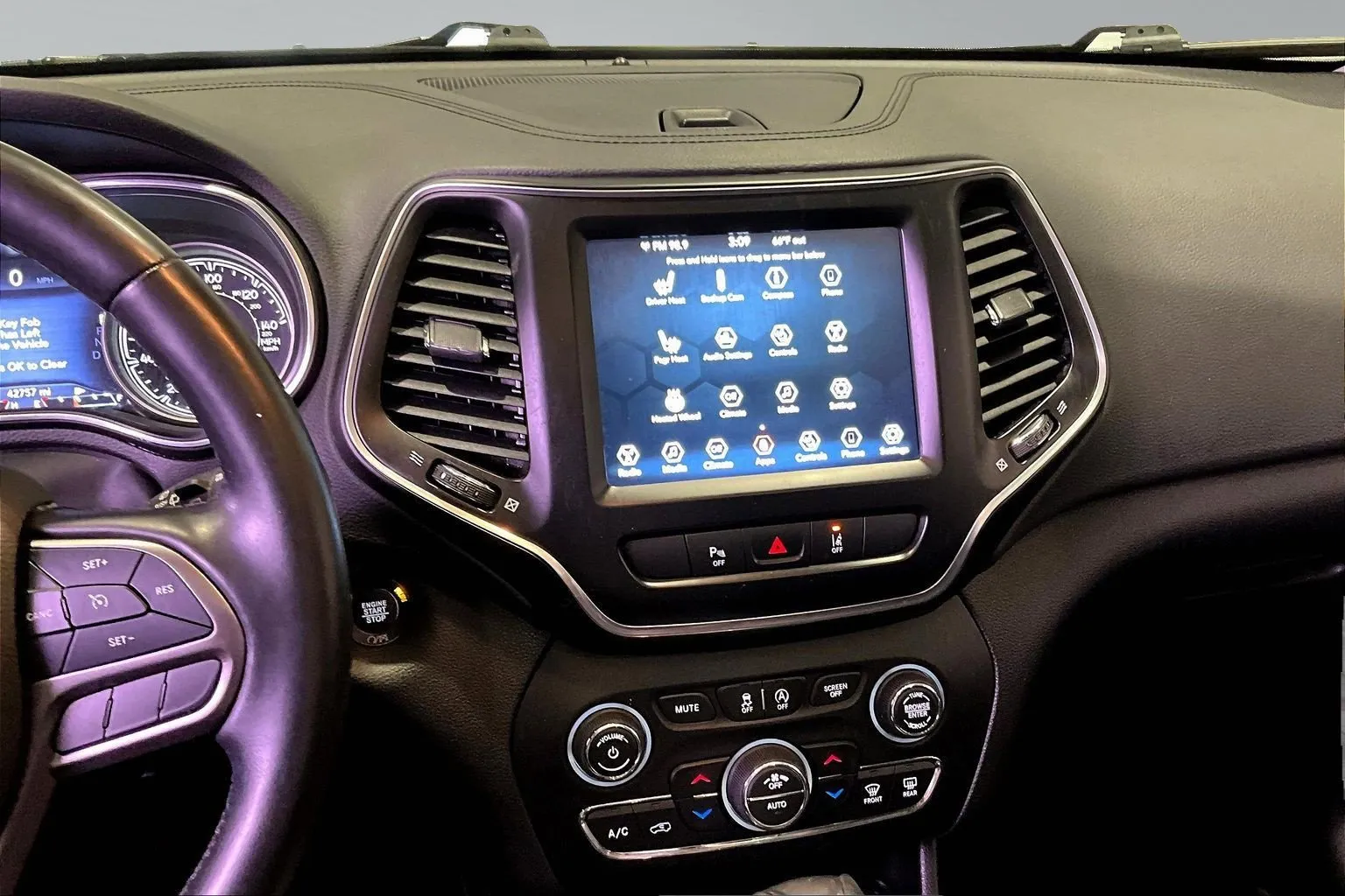 Jeep Cherokee photo 10