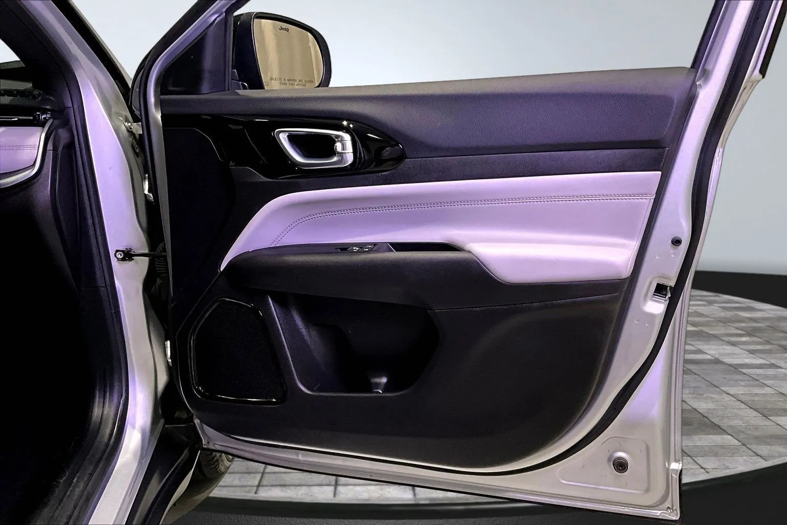 2025 Jeep Compass Limited - Photo 28
