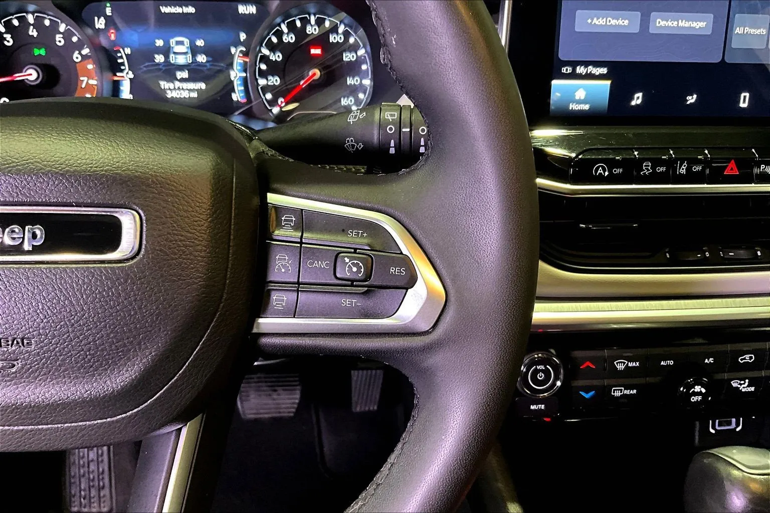 2025 Jeep Compass Limited - Photo 13