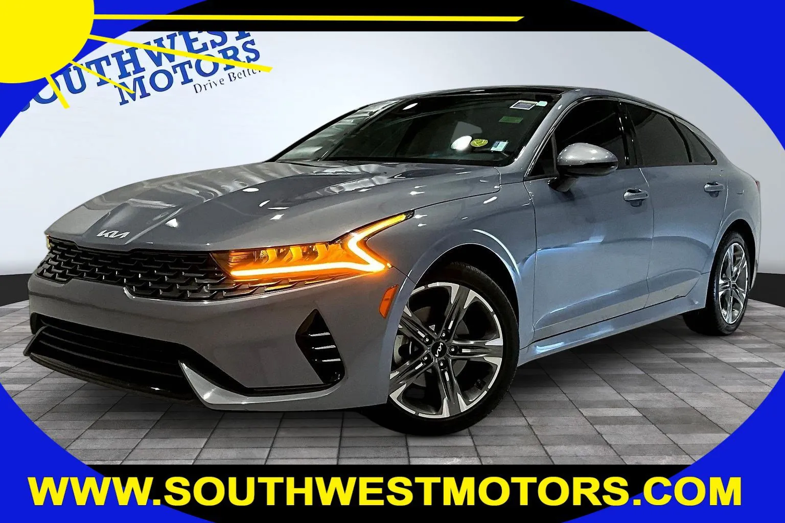 2023 Kia Optima EX FWD's photo