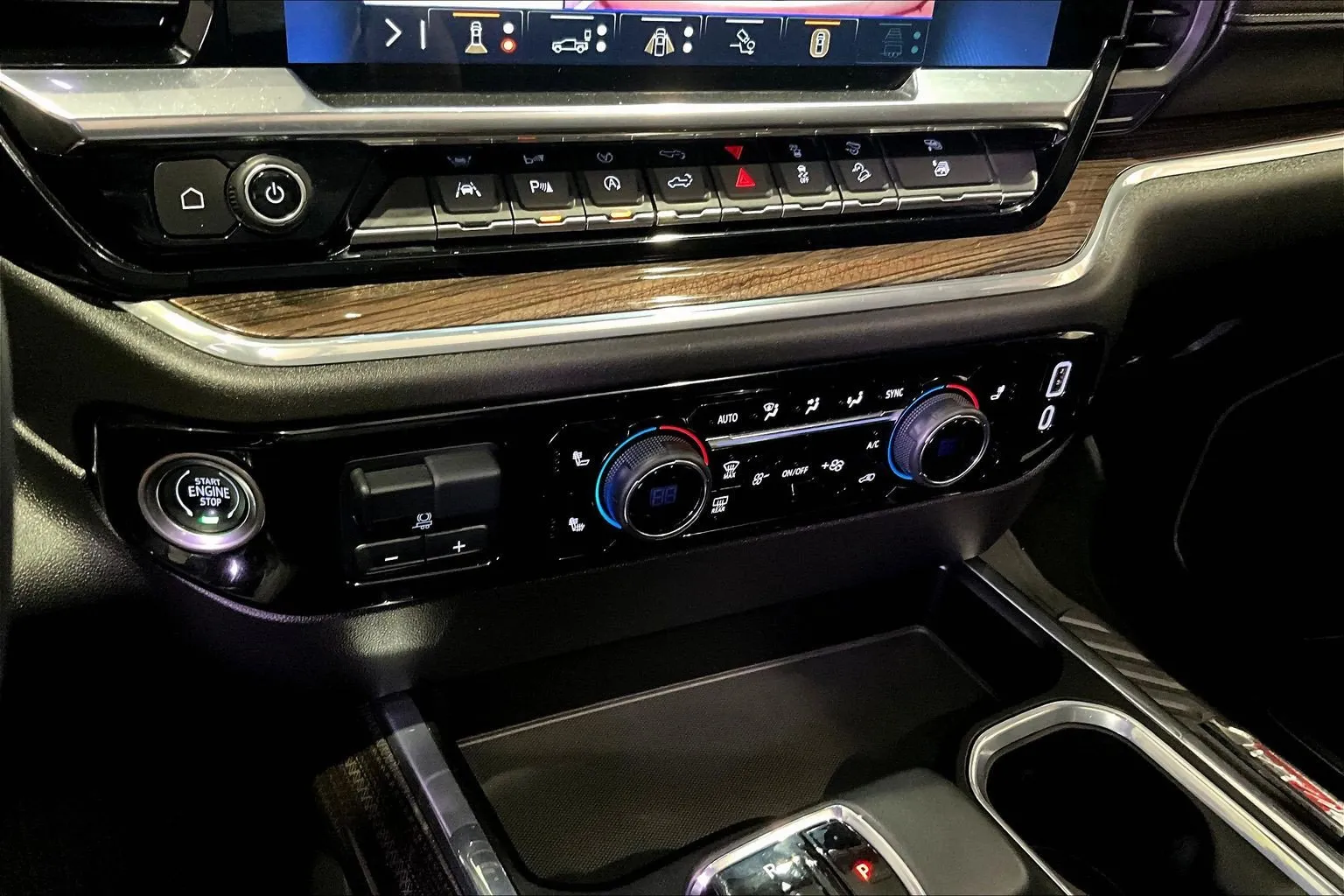 2024 Chevrolet Silverado 1500 RST - Photo 17