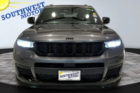 Photos of 2024 Jeep Grand Cherokee L Altitude for sale in Pueblo, CO at Southwest Motors