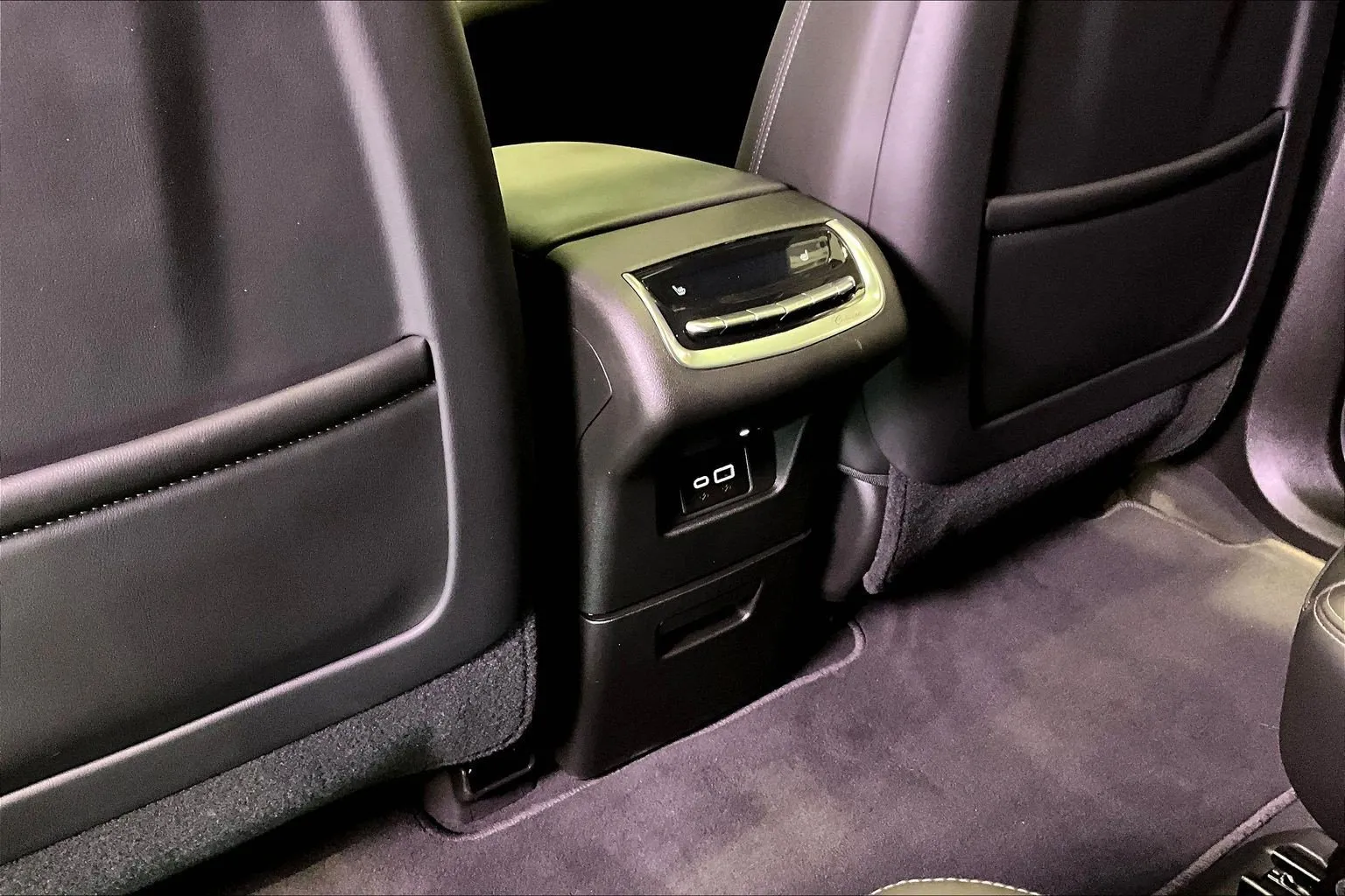 2024 Cadillac XT6 Sport - Photo 11