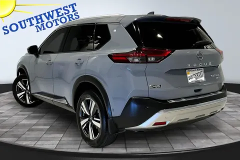 More photos of 2023 Nissan Rogue Platinum at Southwest Motors, CO