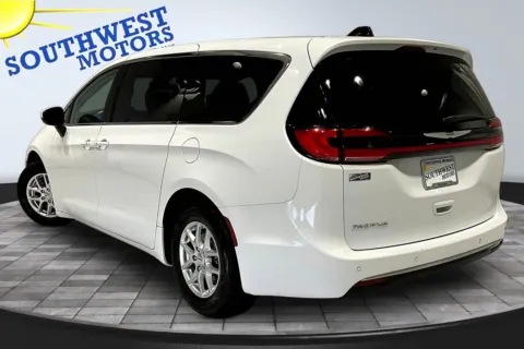 More photos of 2023 Chrysler Pacifica Touring L at Southwest Motors, CO