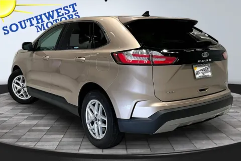 More photos of 2021 Ford Edge SEL at Southwest Motors, CO